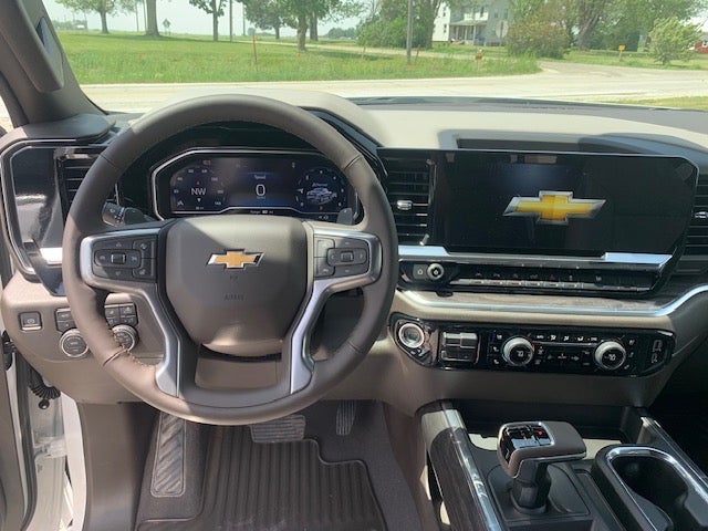 2025 Chevrolet Silverado 1500 LTZ