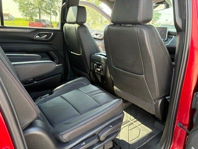 2023 Chevrolet Suburban RST