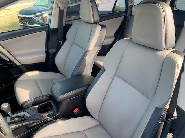 2017 Toyota RAV4 Limited